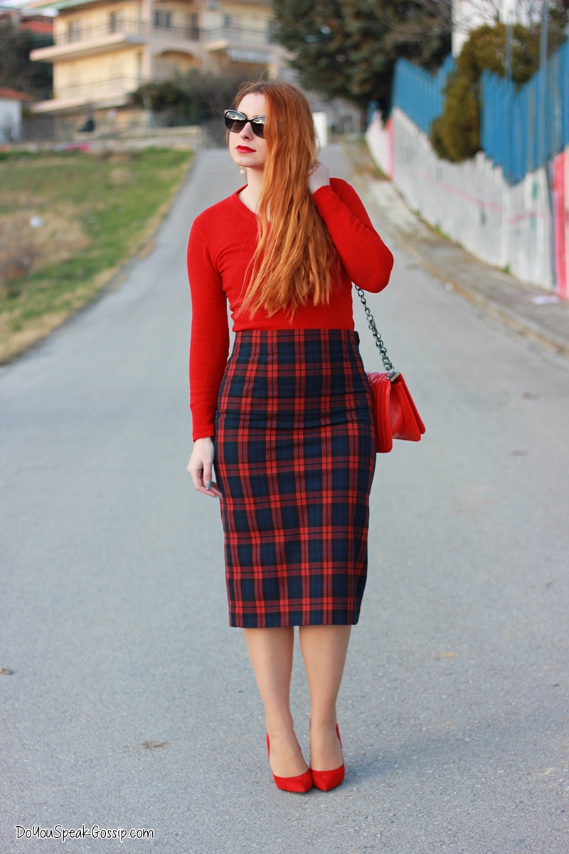 redhead fashion blogger