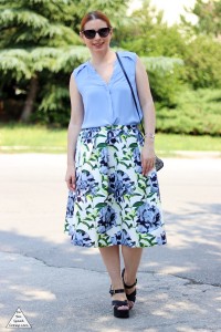 Florals & wedge sandals - outfit -
